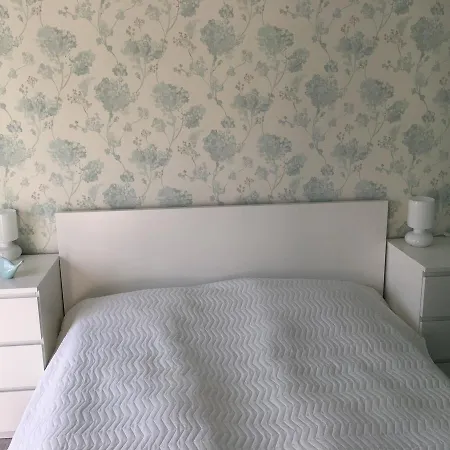 Happy Mammy Bababarat Apartmanhaz 1 - Huvoes Utca